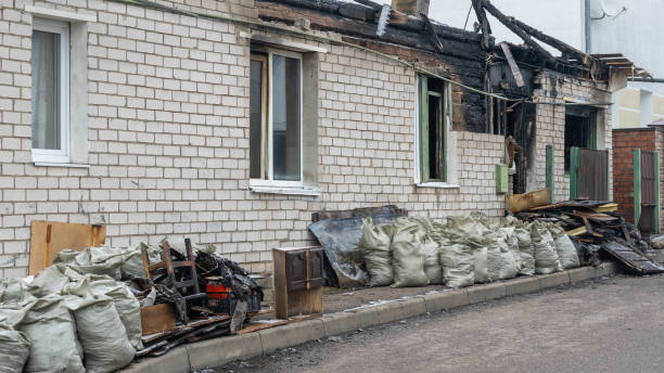 24/7 Emergency Fire Damage Removal experts in Bensenville, IL